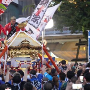 まつりのべおか出会い神輿